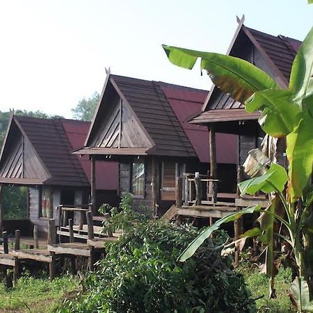 Tree Lodge ศรีมโนรม ภายนอก รูปภาพ