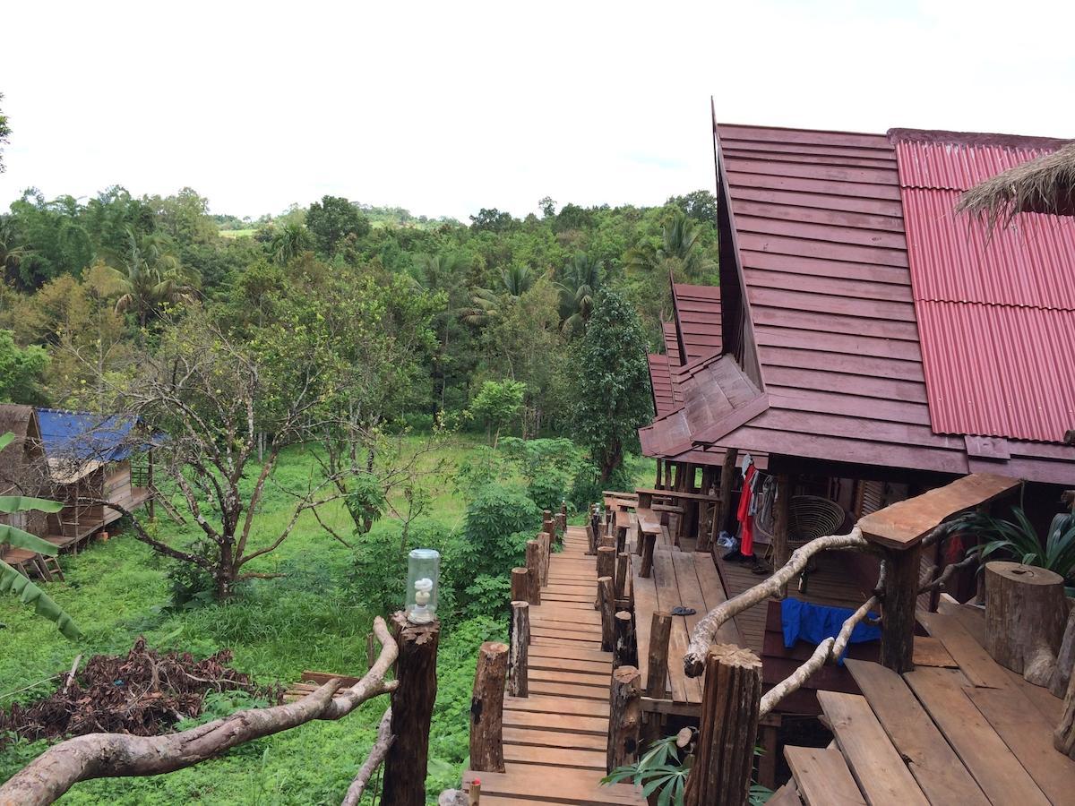 Tree Lodge ศรีมโนรม ภายนอก รูปภาพ