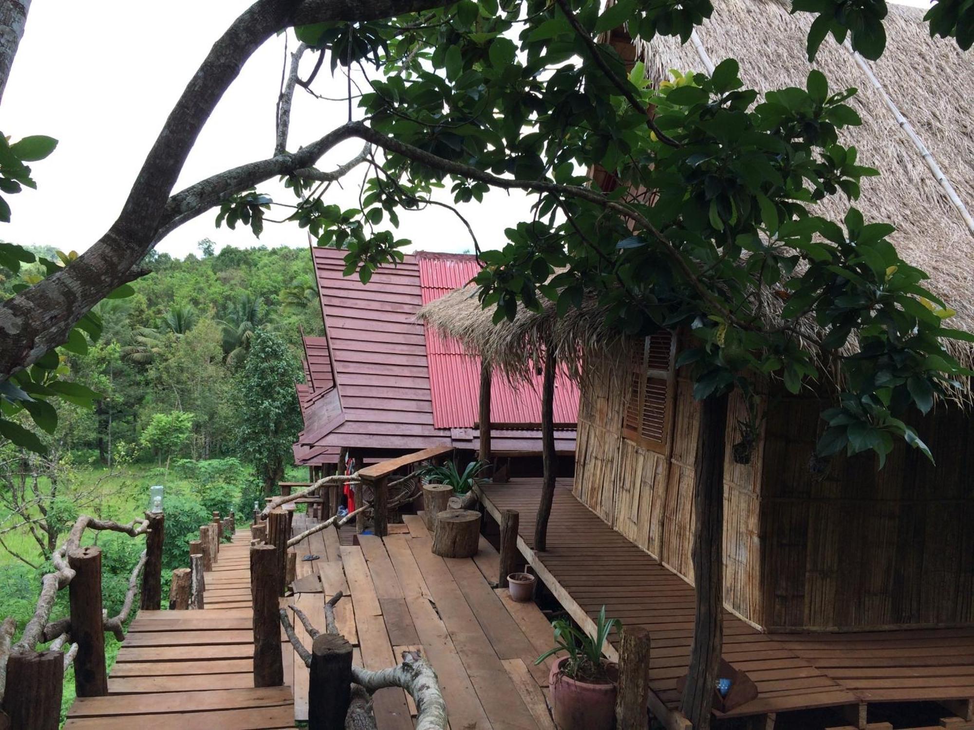Tree Lodge ศรีมโนรม ภายนอก รูปภาพ