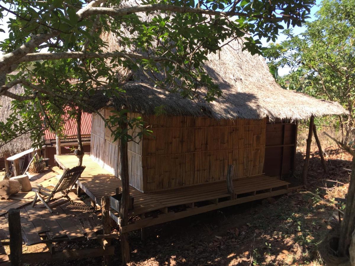 Tree Lodge ศรีมโนรม ภายนอก รูปภาพ