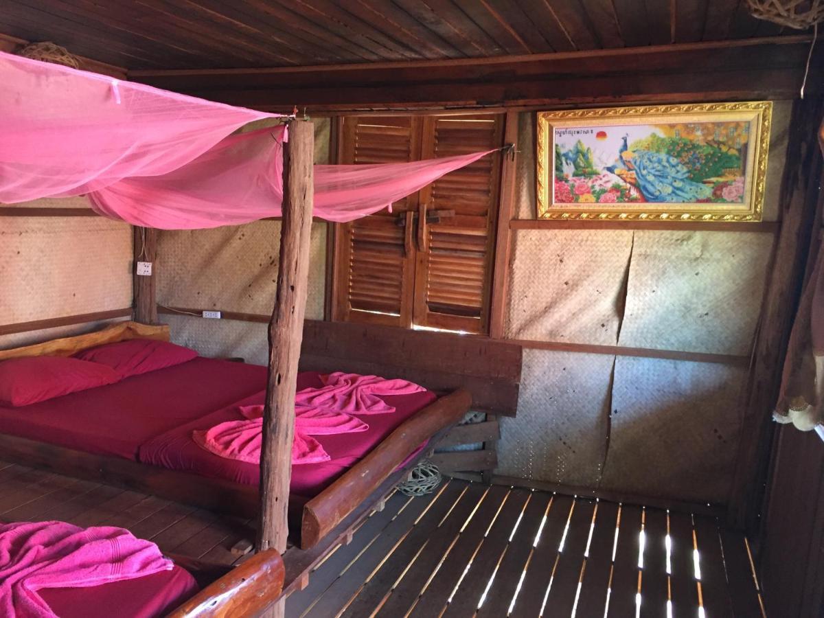Tree Lodge ศรีมโนรม ภายนอก รูปภาพ