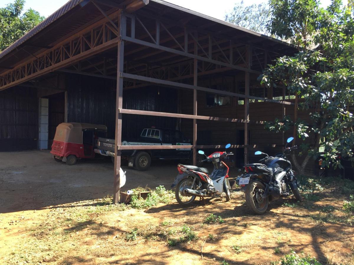 Tree Lodge ศรีมโนรม ภายนอก รูปภาพ
